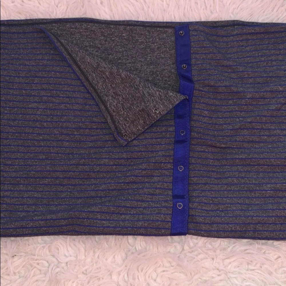 Lululemon scarf